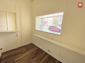 3000 Whittier Blvd, Los Angeles, CA for rent Interior Photo- Image 1 of 5