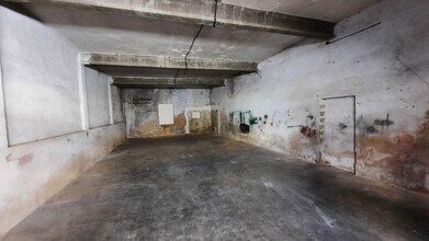 Retail in Sant Carles de la Ràpita, Tarragona to rent Interior Photo- Image 2 of 4