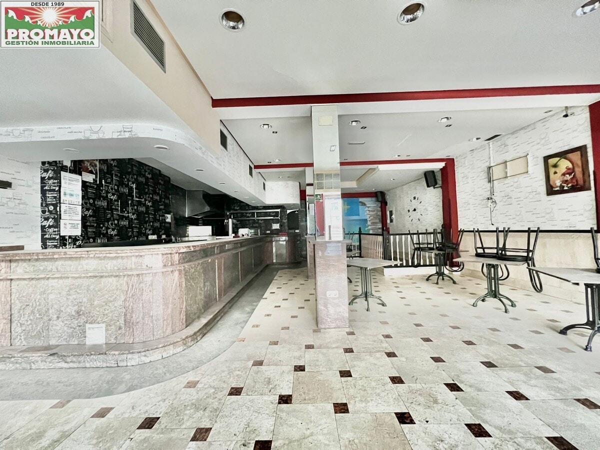 Plaza Príncipe de España, A 5, Collado Villalba, MAD 28400 - - - Interior Photo - Image 2 of 9