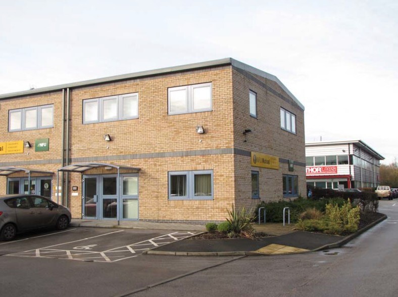 3E-3F St. Thomas Pl, Ely for sale - Primary Photo - Image 1 of 1