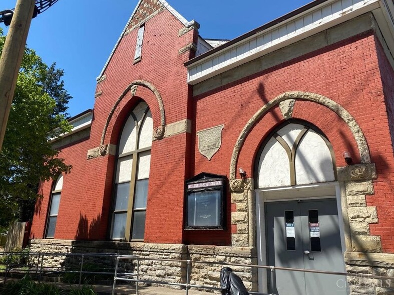 503 Clark St, Cincinnati, OH for sale - Building Photo - Image 1 of 10