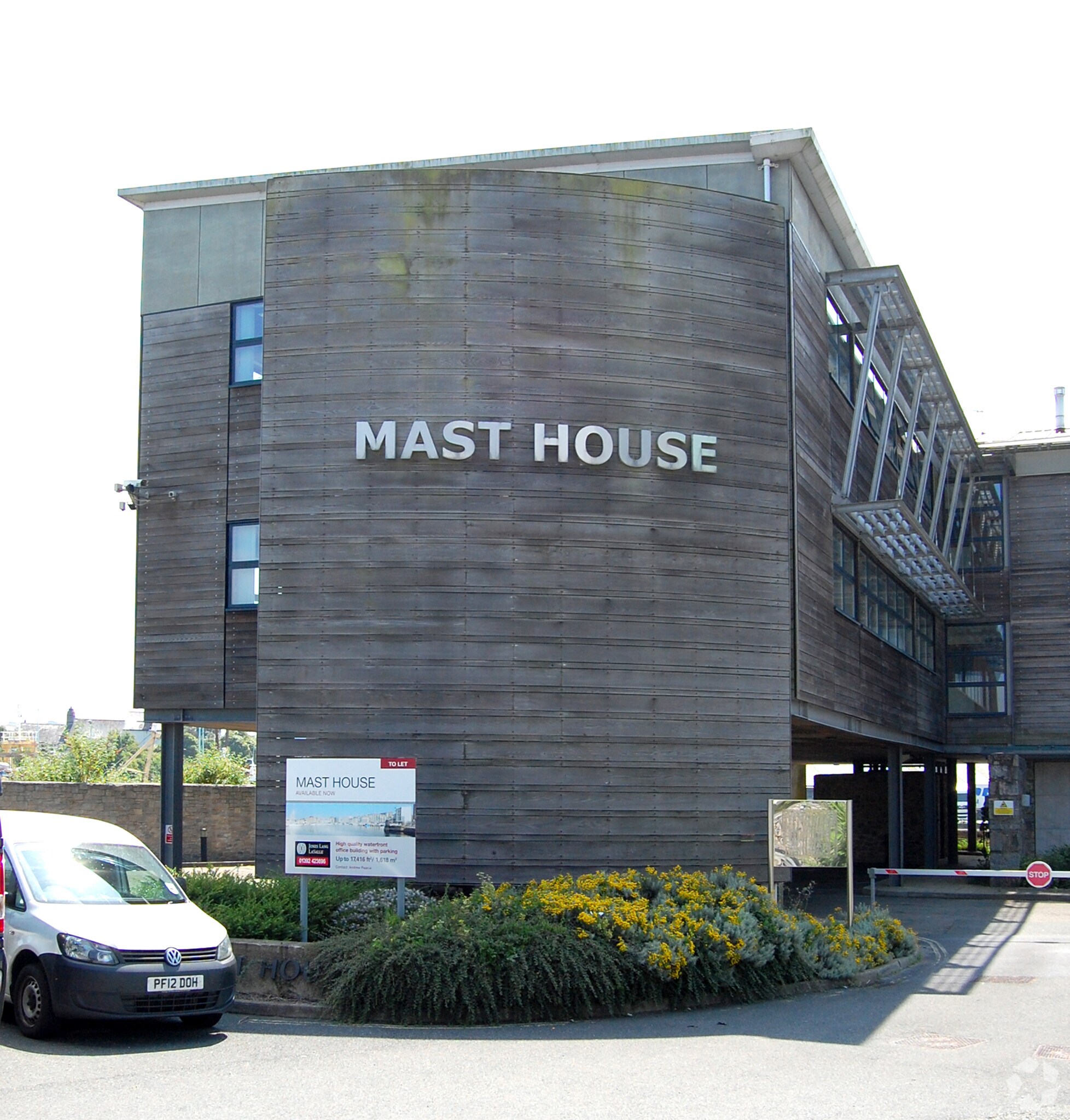 24 Sutton Rd, Plymouth to rent Building Photo- Image 1 of 5