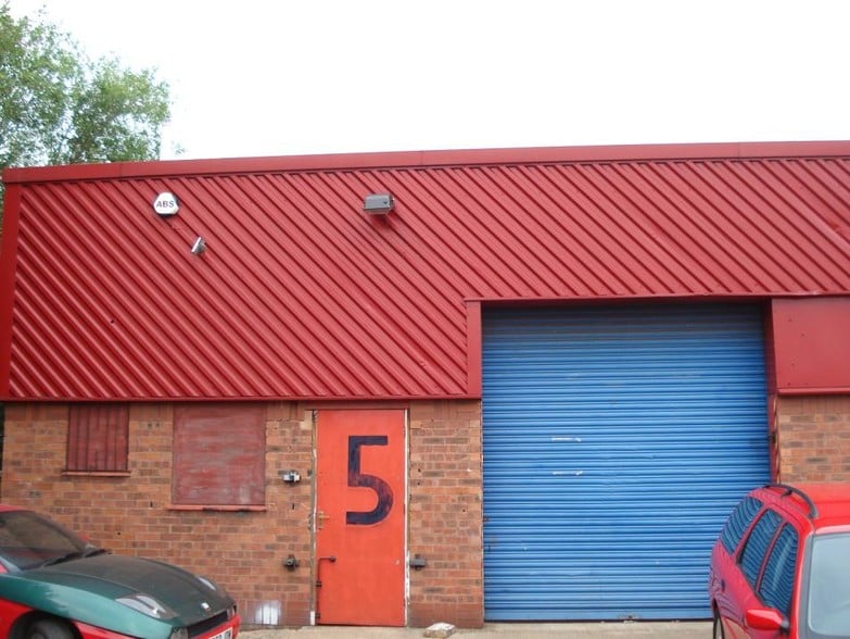 Hillside Ct, Rotherham to rent - Building Photo - Image 3 of 5