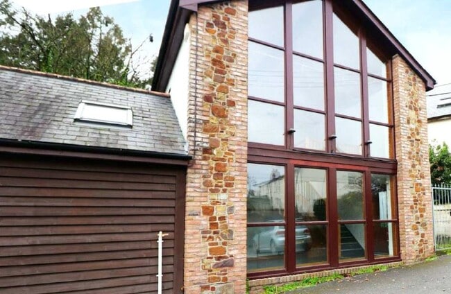 More details for North Rd, South Molton - Retail to Rent