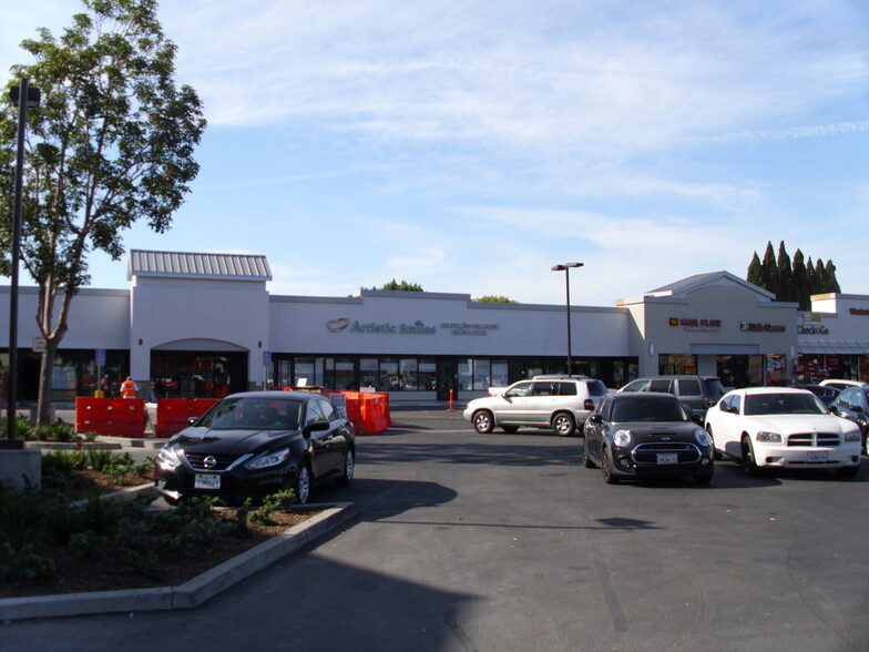 133 S Yorba St, Orange, CA for rent - Building Photo - Image 1 of 12