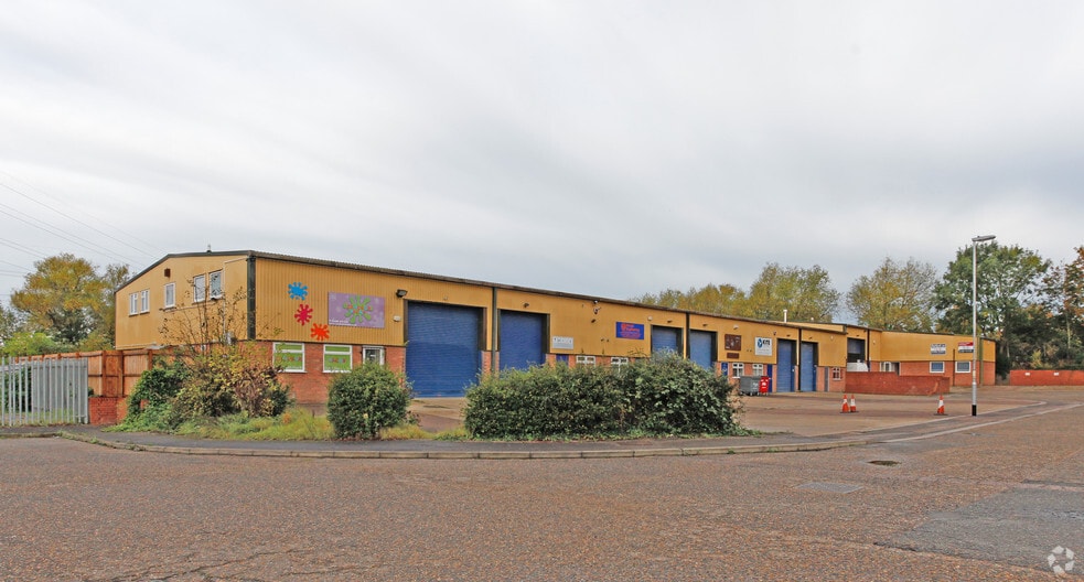 3-9 Foundry Way, Eaton Socon for sale - Primary Photo - Image 1 of 1