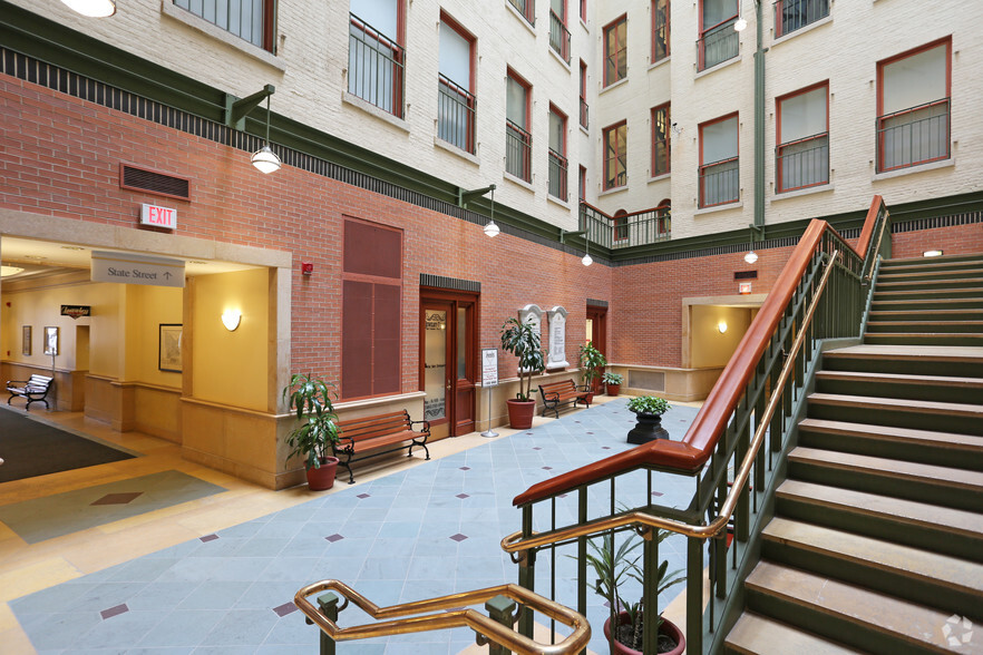 16 W Main St, Rochester, NY for rent - Lobby - Image 3 of 18