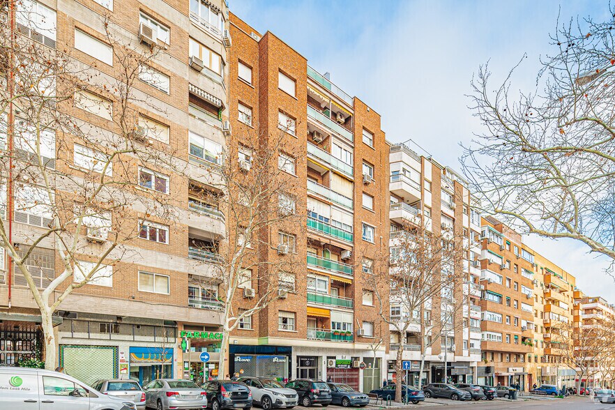 Build-to-Rent in Madrid, Madrid for sale - Primary Photo - Image 1 of 2