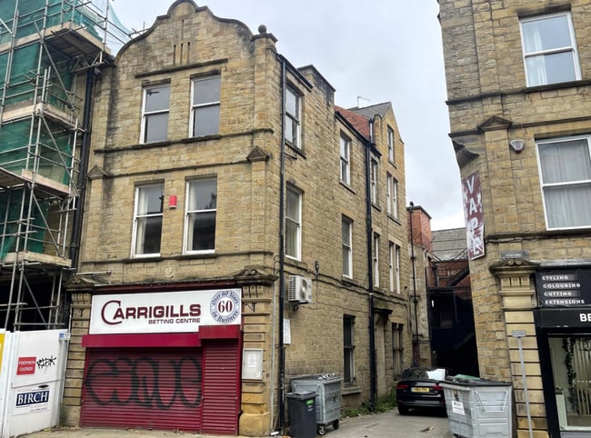 More details for 12 Corporation St, Dewsbury - Retail for Sale