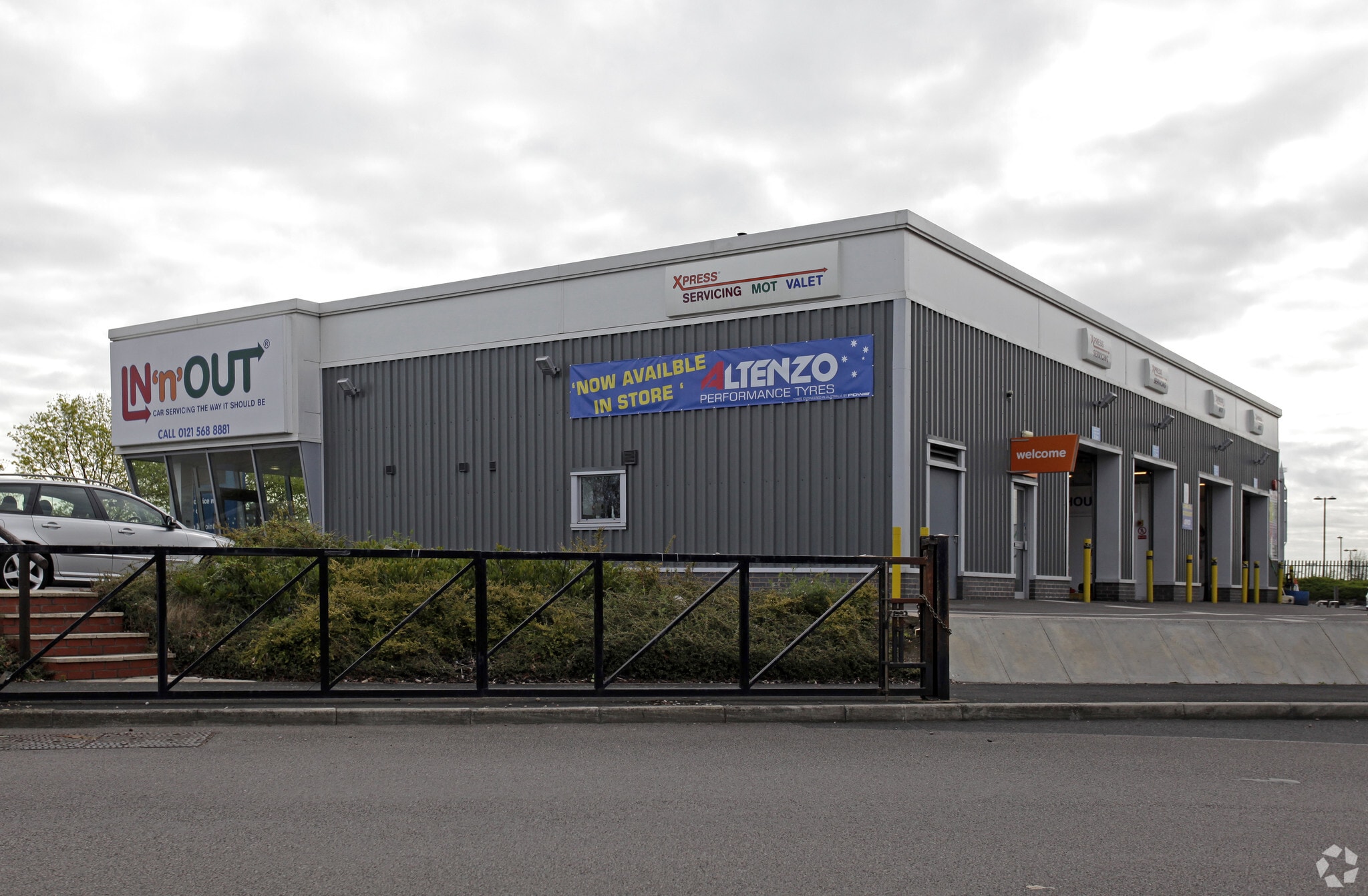 Axletree Way, Wednesbury for sale Primary Photo- Image 1 of 3