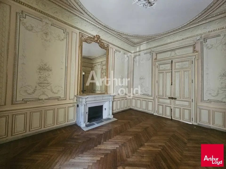 Location Bureaux 81 m² - Photo 1
