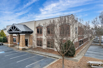 215 Hembree Park Dr, Roswell, GA for rent Building Photo- Image 1 of 6