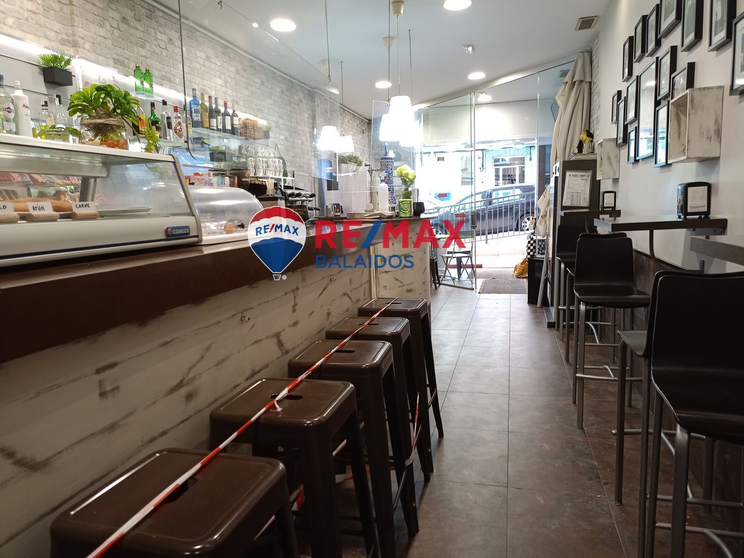 Retail in Vigo, Pontevedra to rent Building Photo- Image 1 of 49