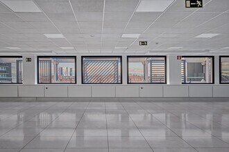 Calle Condesa de Venadito, 1, Madrid, Madrid to rent Interior Photo- Image 2 of 2