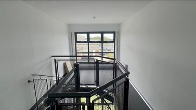 Bakers Yard, Newcastle Upon Tyne to rent Interior Photo- Image 2 of 7