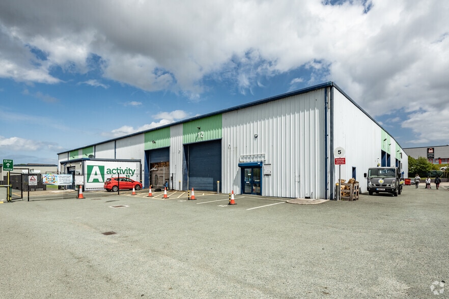 Arrowe Brook Rd, Wirral for sale - Building Photo - Image 1 of 1