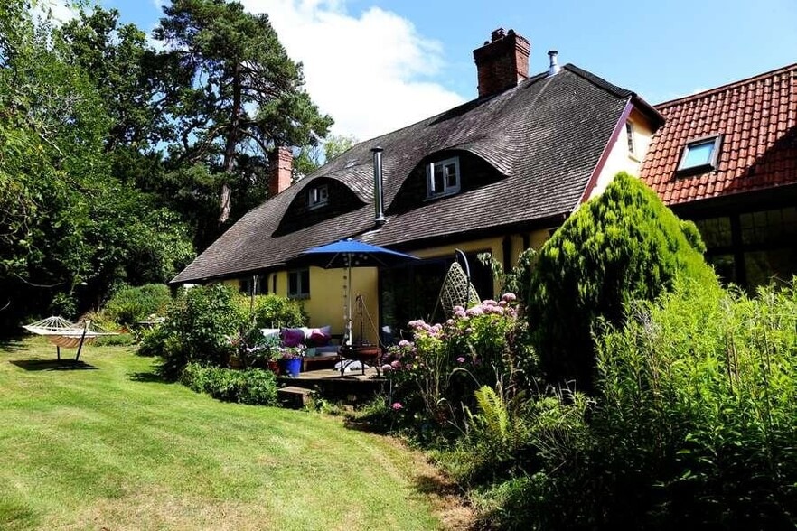 Mazzard Farm Holiday Cottages, West Hill for sale - Primary Photo - Image 1 of 10