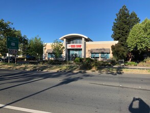 2700 Santa Rosa Ave, Santa Rosa, CA for rent Building Photo- Image 1 of 2