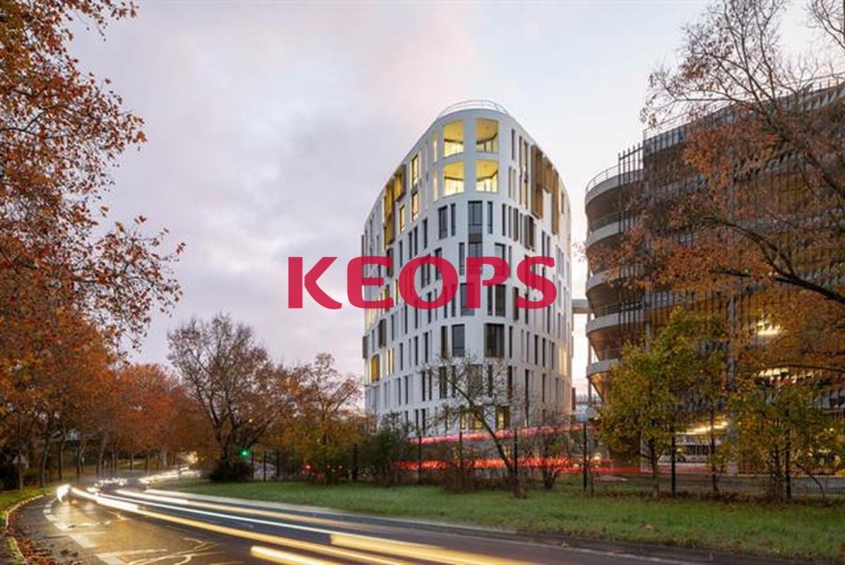 Office in Toulouse for sale Building Photo- Image 1 of 15