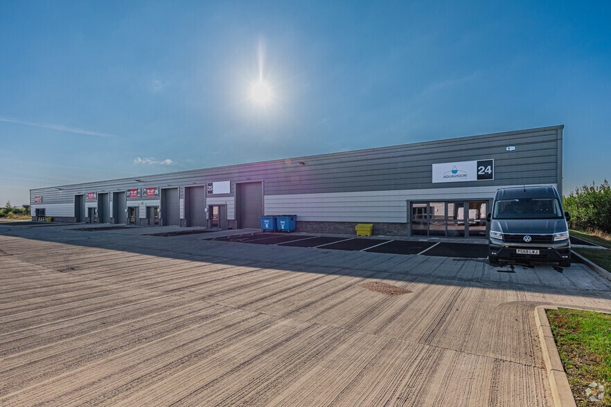 24-29 Appleton Pky, Livingston to rent - Building Photo - Image 2 of 2