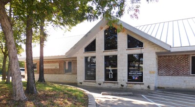 240 E Evergreen St, Sherman, TX for rent Building Photo- Image 1 of 7