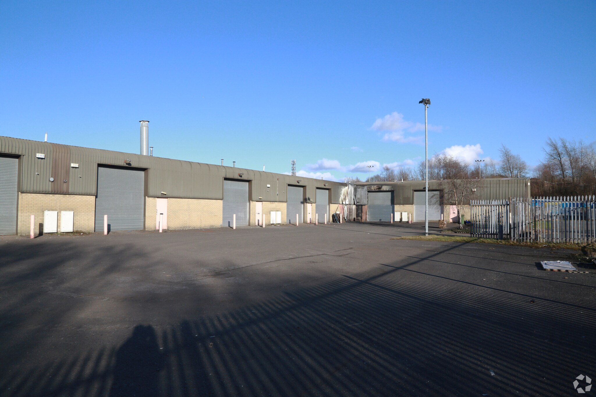 8-26 Drynoch Pl, Glasgow for sale Primary Photo- Image 1 of 1