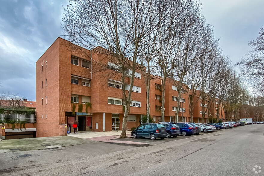 Calle Toledo, 10, Alcalá De Henares, Madrid for rent - Building Photo - Image 2 of 2