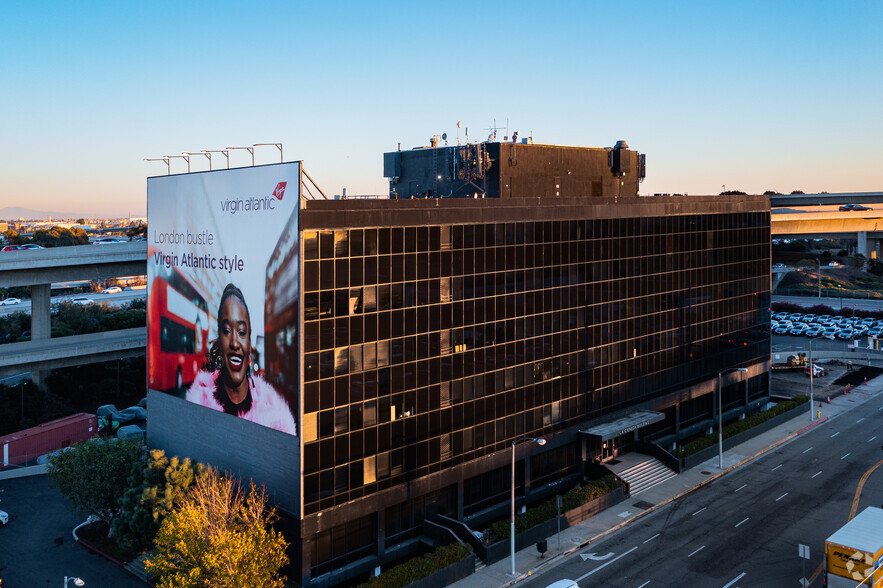 11222 S La Cienega Blvd, Inglewood, CA for sale - Primary Photo - Image 1 of 1