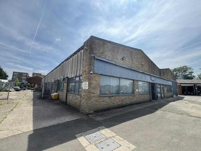More details for Buckingham Rd, Aylesbury - Industrial to Rent