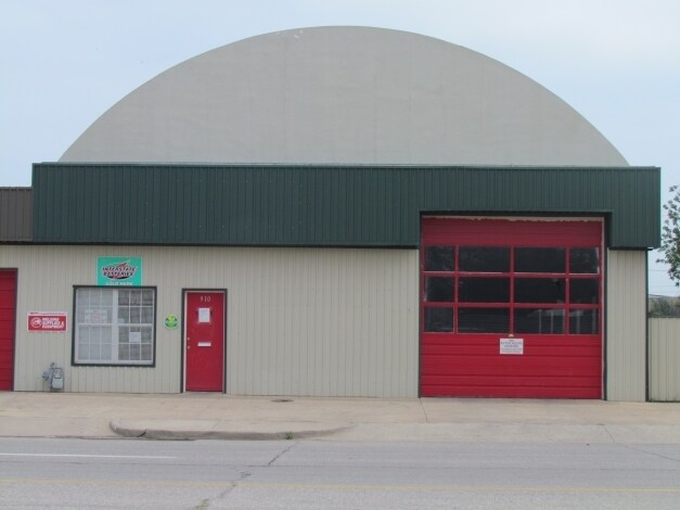 908-910 SW 2nd St, Lawton, OK for sale - Primary Photo - Image 1 of 1