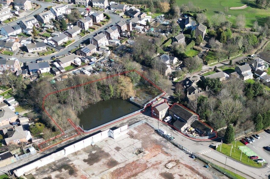 Park House Road Low Moor Bradford BD12 0QB Rd, Bradford for sale - Building Photo - Image 2 of 3