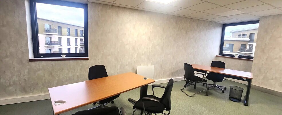 57 Boulevard De La République, Chatou to rent - Interior Photo - Image 3 of 8