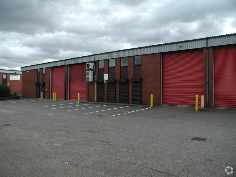 Wilbury Way, Hitchin for sale - Primary Photo - Image 1 of 1