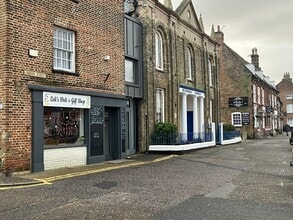1 London St, Swaffham to rent City Photo- Image 2 of 6