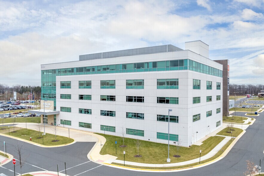 24430 Stone Springs Blvd, Dulles, VA to rent - Building Photo - Image 3 of 10