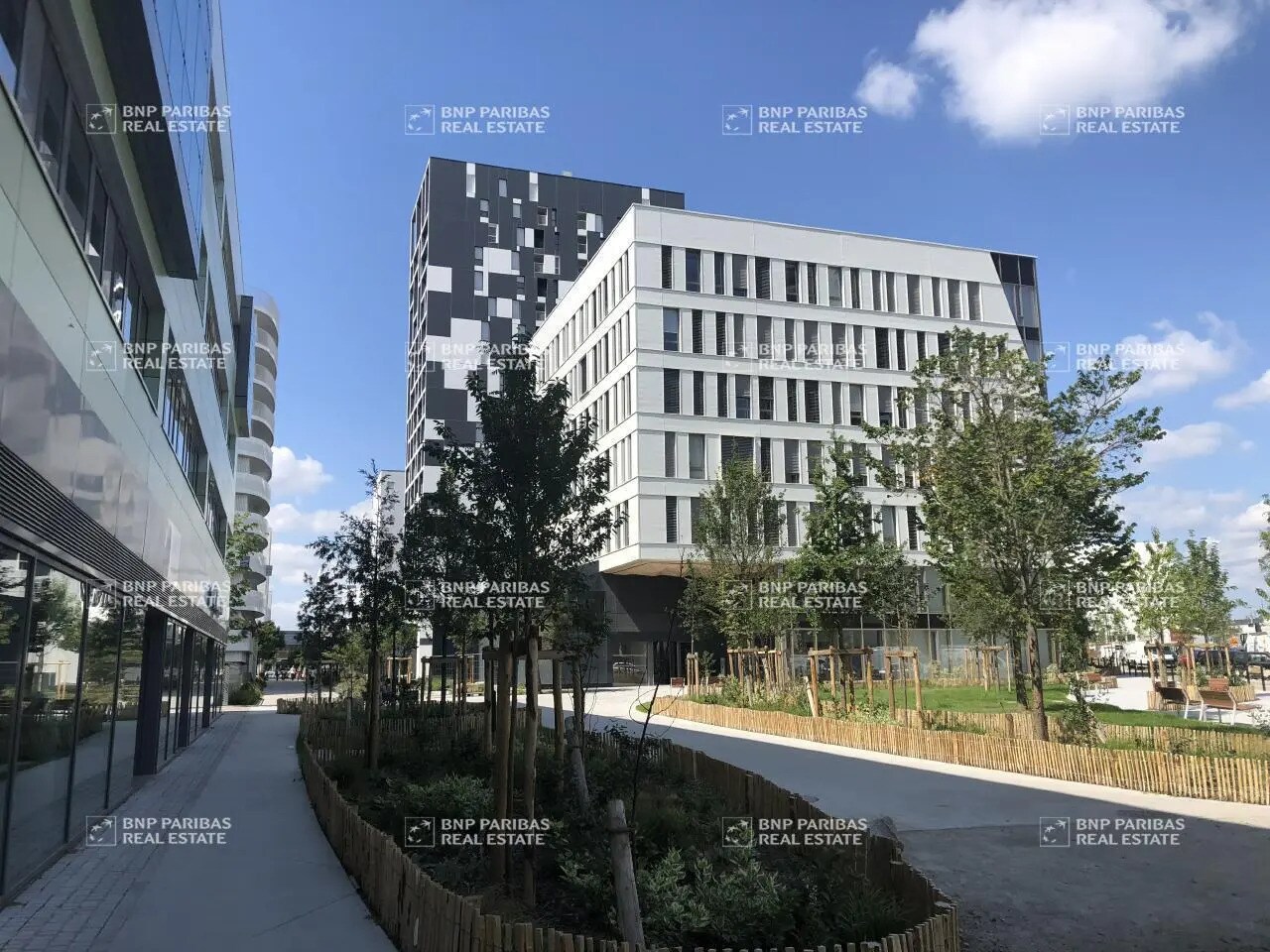 Office in Nantes to rent Building Photo- Image 1 of 8