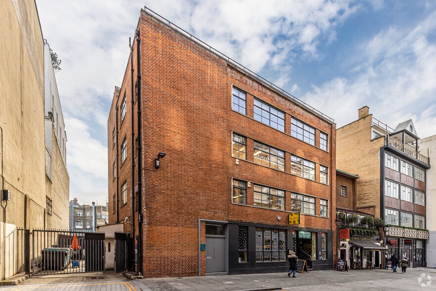 67-69 Cowcross St, London for sale - Primary Photo - Image 1 of 1