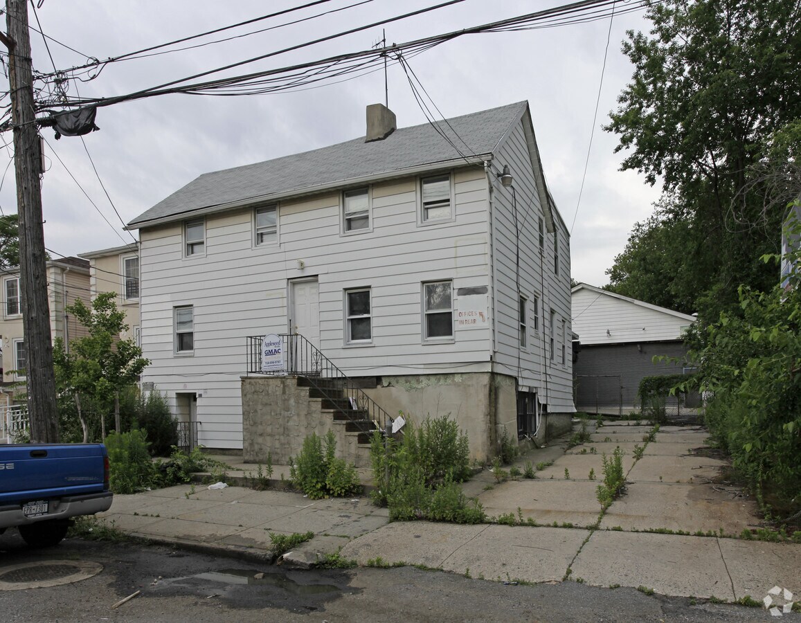 88 Barker St, Staten Island 10310 Industrial for Rent UK