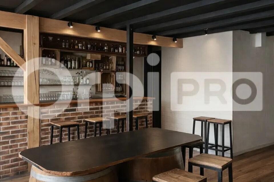 Light Industrial in Montluçon for sale Interior Photo- Image 1 of 2