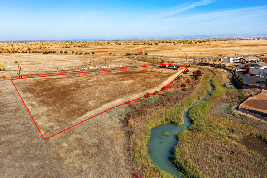 11650 Douglas rd, Rancho Cordova, CA for sale - Primary Photo - Image 1 of 14