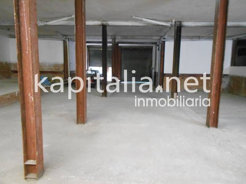 Retail in Ontinyent, Valencia for sale Building Photo- Image 1 of 7