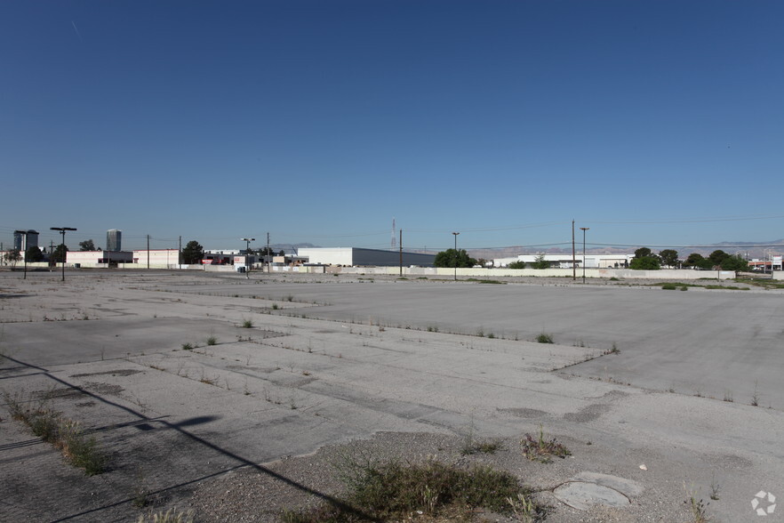 3049 Sirius Ave, Las Vegas, NV for sale - Primary Photo - Image 1 of 1