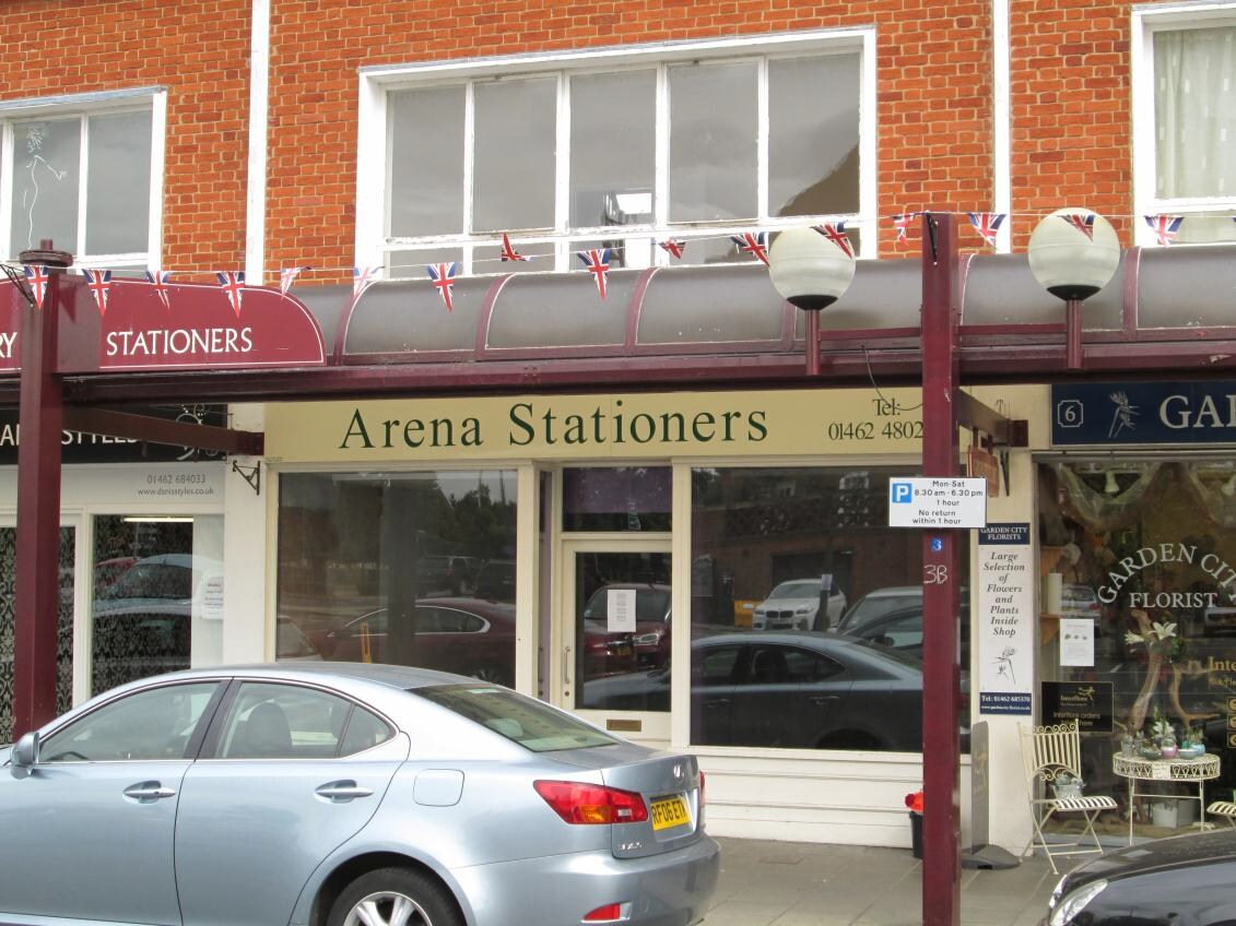 5 Arena Parade, Letchworth Garden City for sale Primary Photo- Image 1 of 1