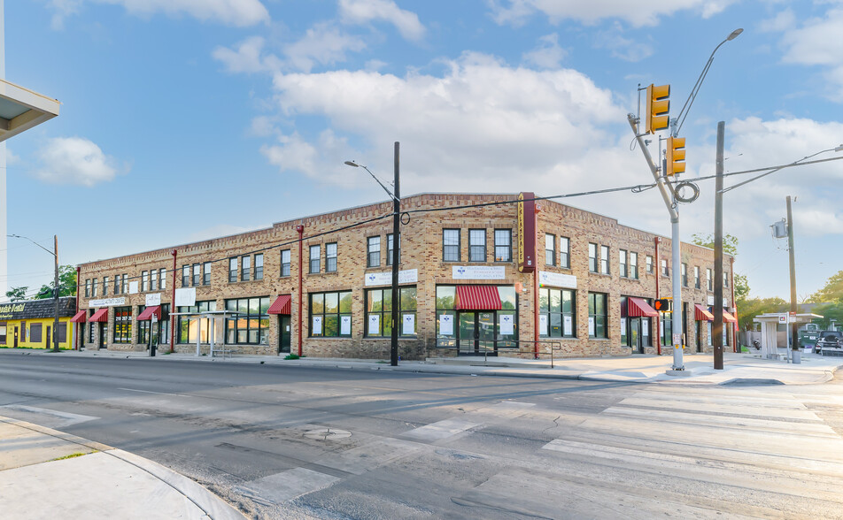 354 E Southcross Blvd, San Antonio, TX for sale - Building Photo - Image 1 of 37