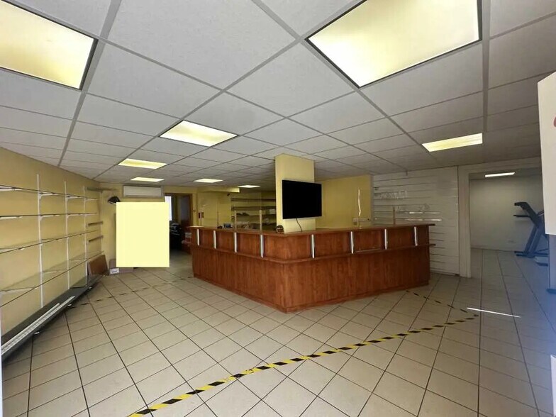 Retail in Bordeaux for sale - Building Photo - Image 2 of 4