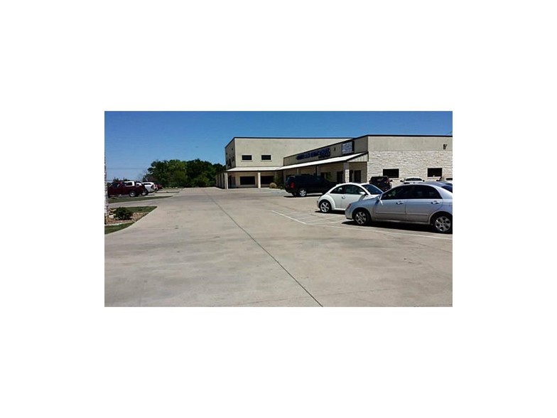 2901 Glen Rose Hwy, Granbury, TX for sale - Building Photo - Image 1 of 1