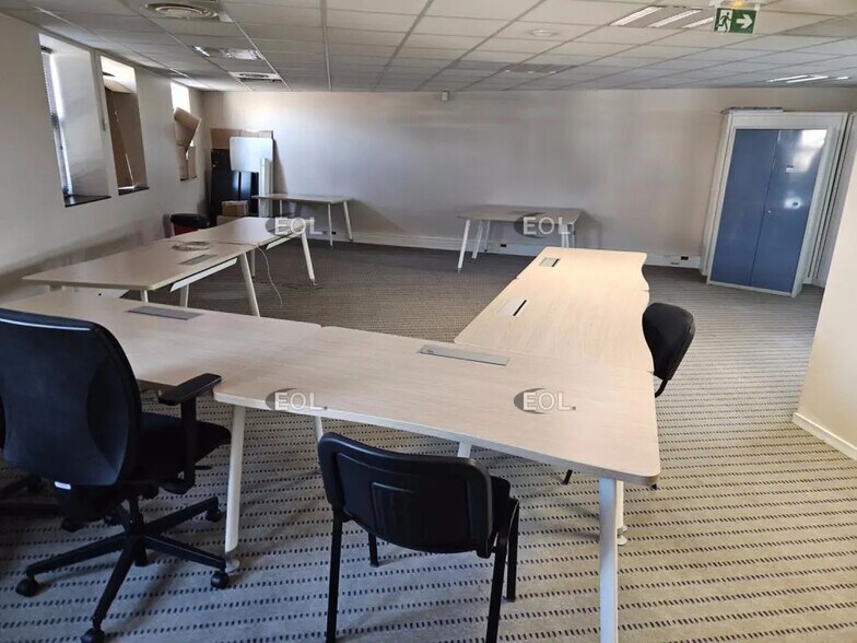 Office in Ivry-sur-Seine to rent - Interior Photo - Image 3 of 11