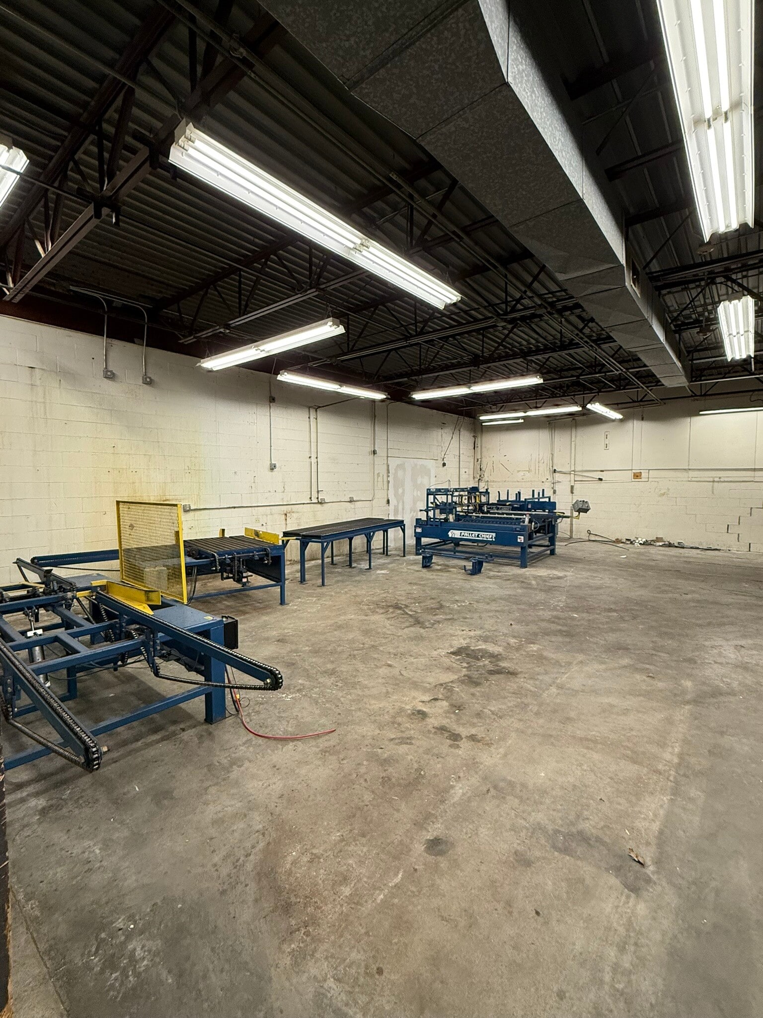 50 Minnesota Ave, Warwick, RI to rent Interior Photo- Image 1 of 10