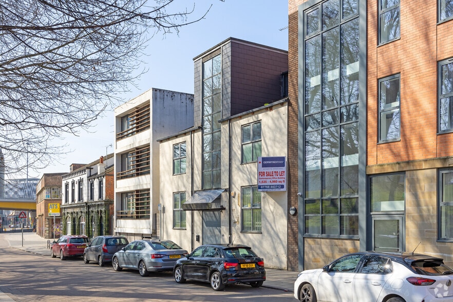 49 Mabgate, Leeds to rent - Building Photo - Image 3 of 4