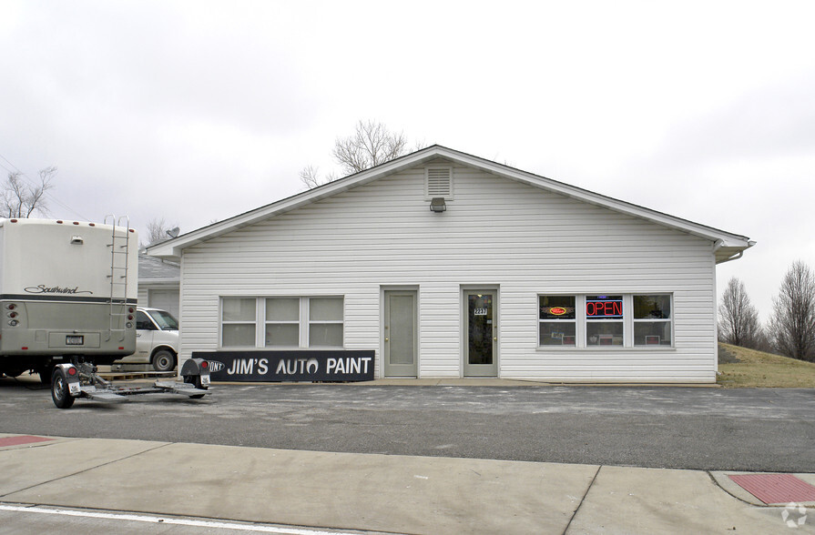 2237 S Old Highway 94, Saint Charles, MO for sale - Primary Photo - Image 1 of 1